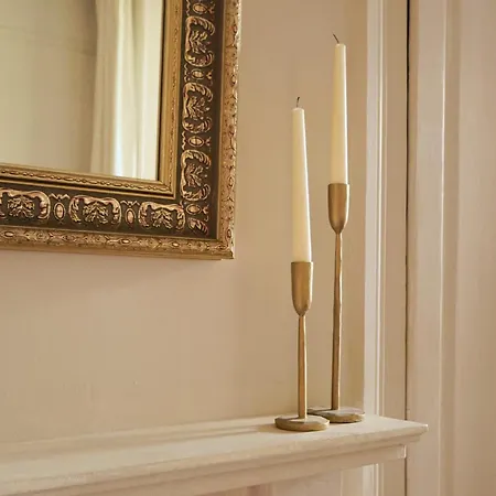 Hébergement de vacances Rownham Clifton 5 Bedroom Townhouse *