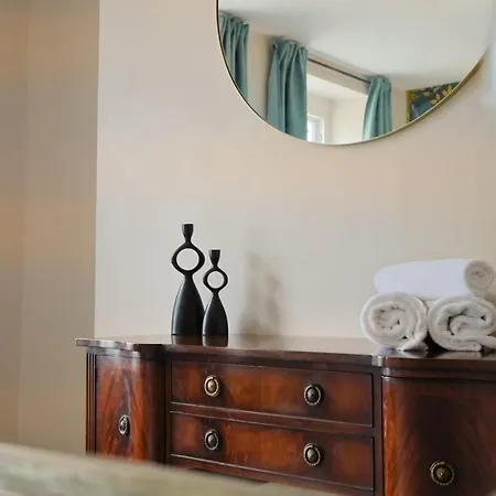 Holiday home Rownham Clifton 5 Bedroom Townhouse